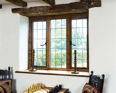 tudor window styles.